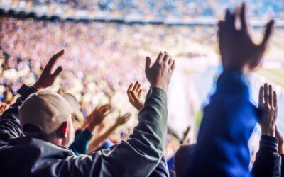 Voetbalstadion met supporters
